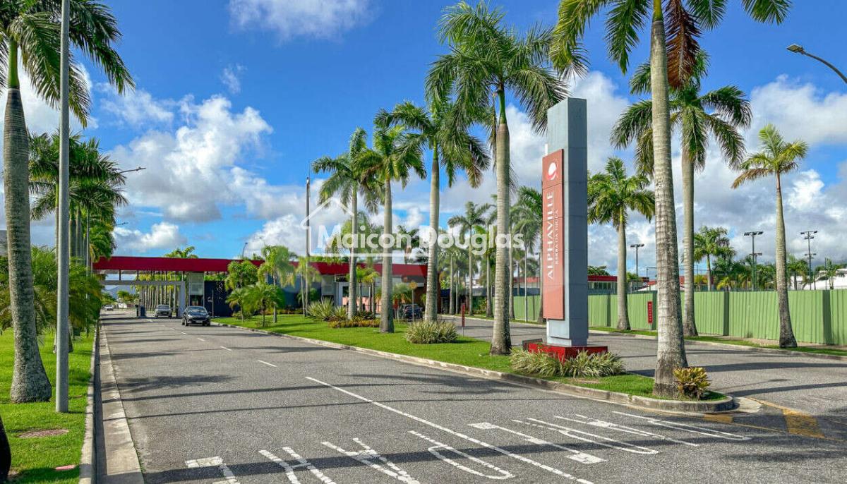  - Terreno com 622M² - Condomínio Alphaville - Barra da Tijuca.