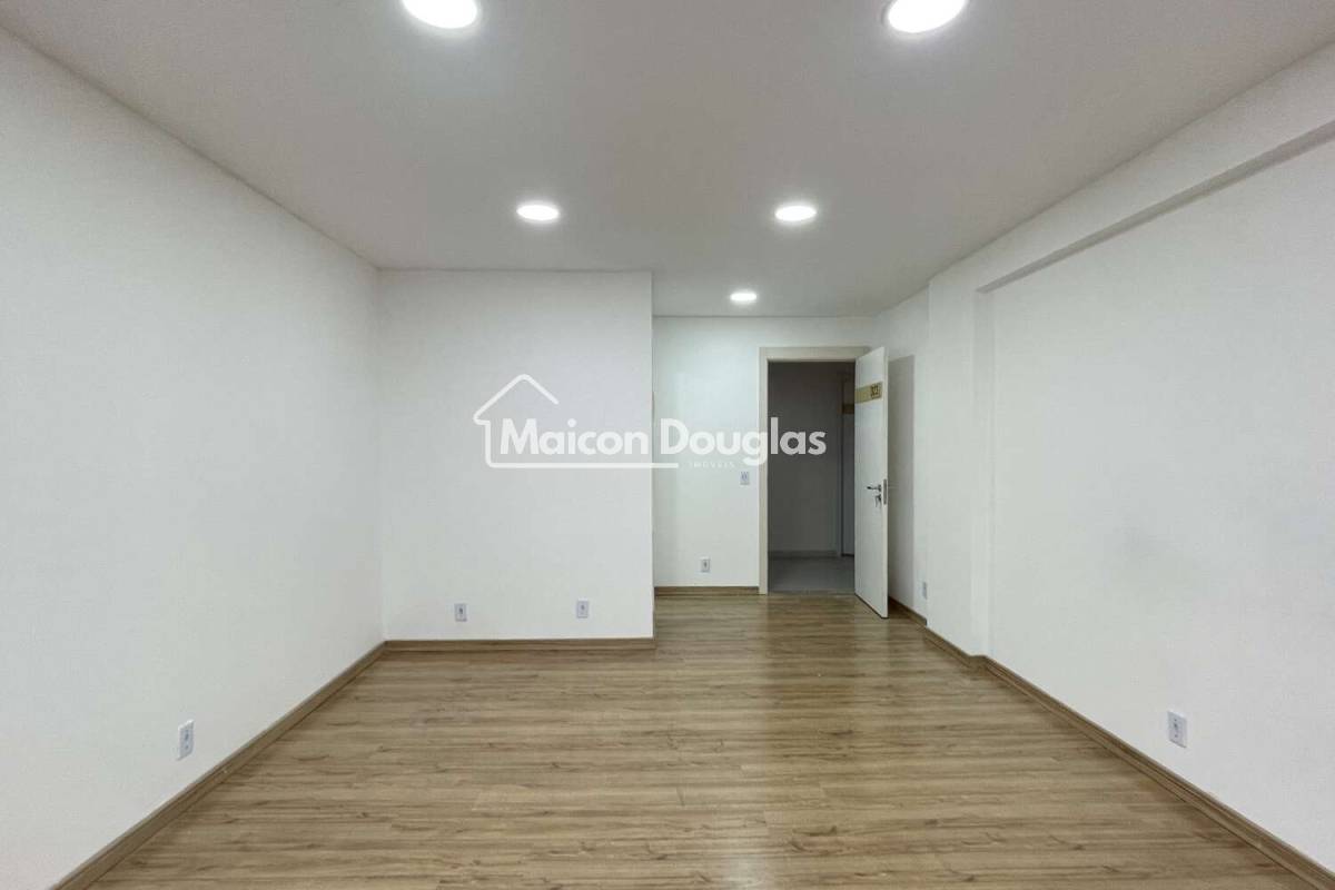  - Sala comercial à venda, no Universe Empresarial em Rio de Janeiro, Barra Olímpica, 27,97m²