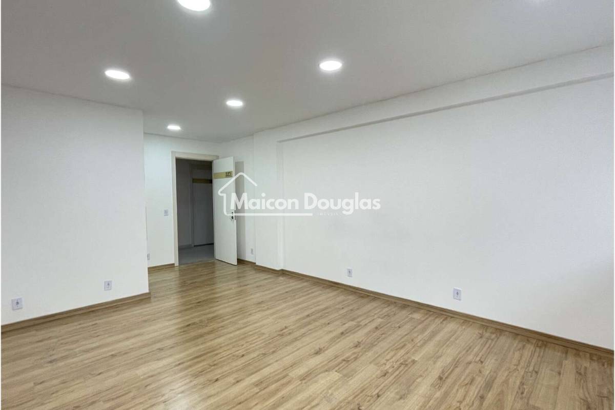  - Sala comercial à venda, no Universe Empresarial em Rio de Janeiro, Barra Olímpica, 27,97m²